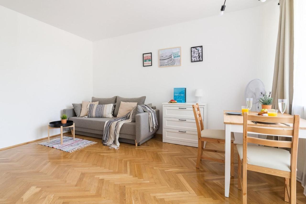 Rent Like Home - Pawia 36 Warsaw Luaran gambar